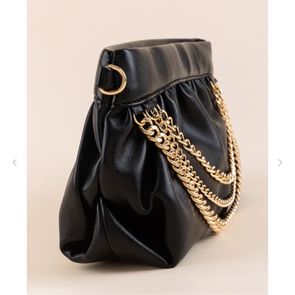 NEW FRANCESCA'S CANDICE TRIPLE CHAIN DUMPLING CLUTCH - Picture 4 of 7